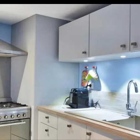 La Maison Des Roches 4-6 Personnes Avec Terrasse Holiday home *